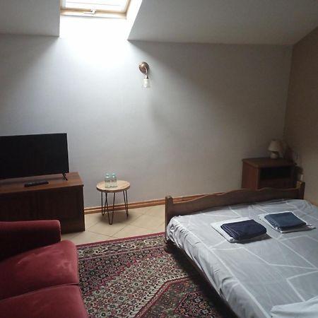 Palac Kursko Extérieur photo