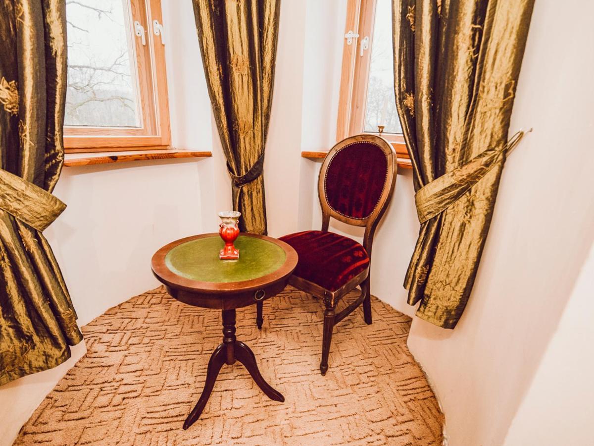 Palac Kursko Extérieur photo