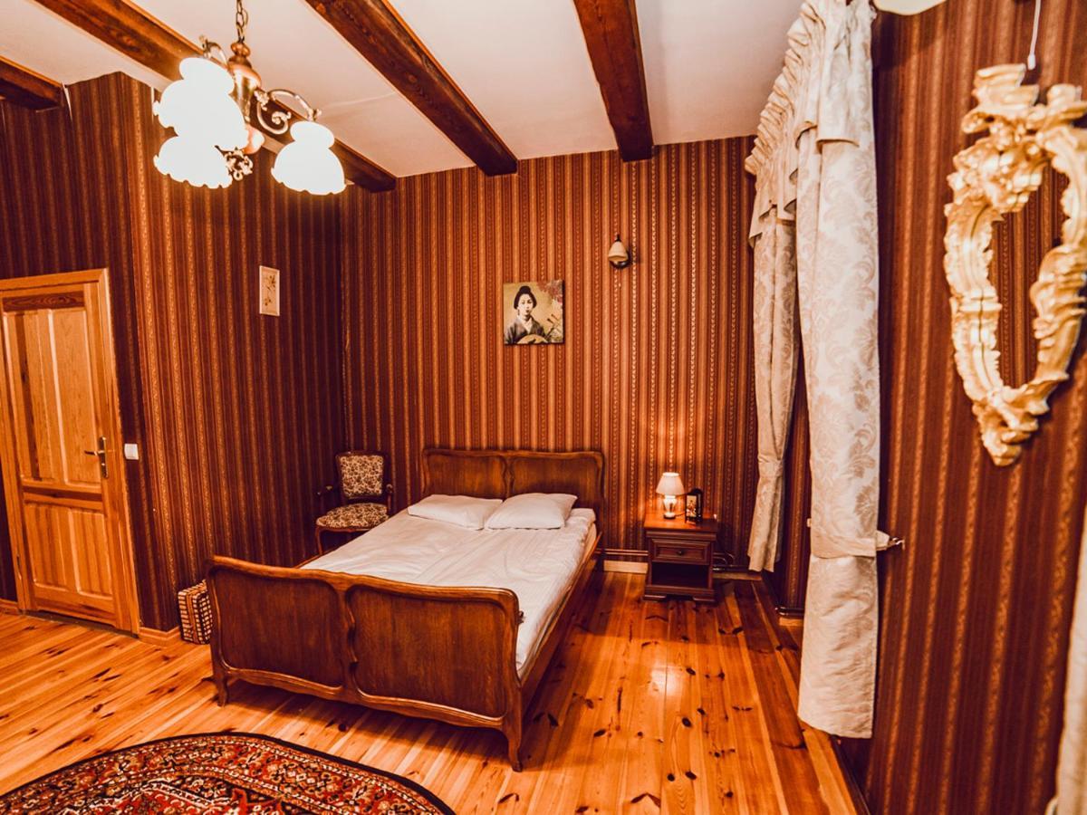 Palac Kursko Extérieur photo