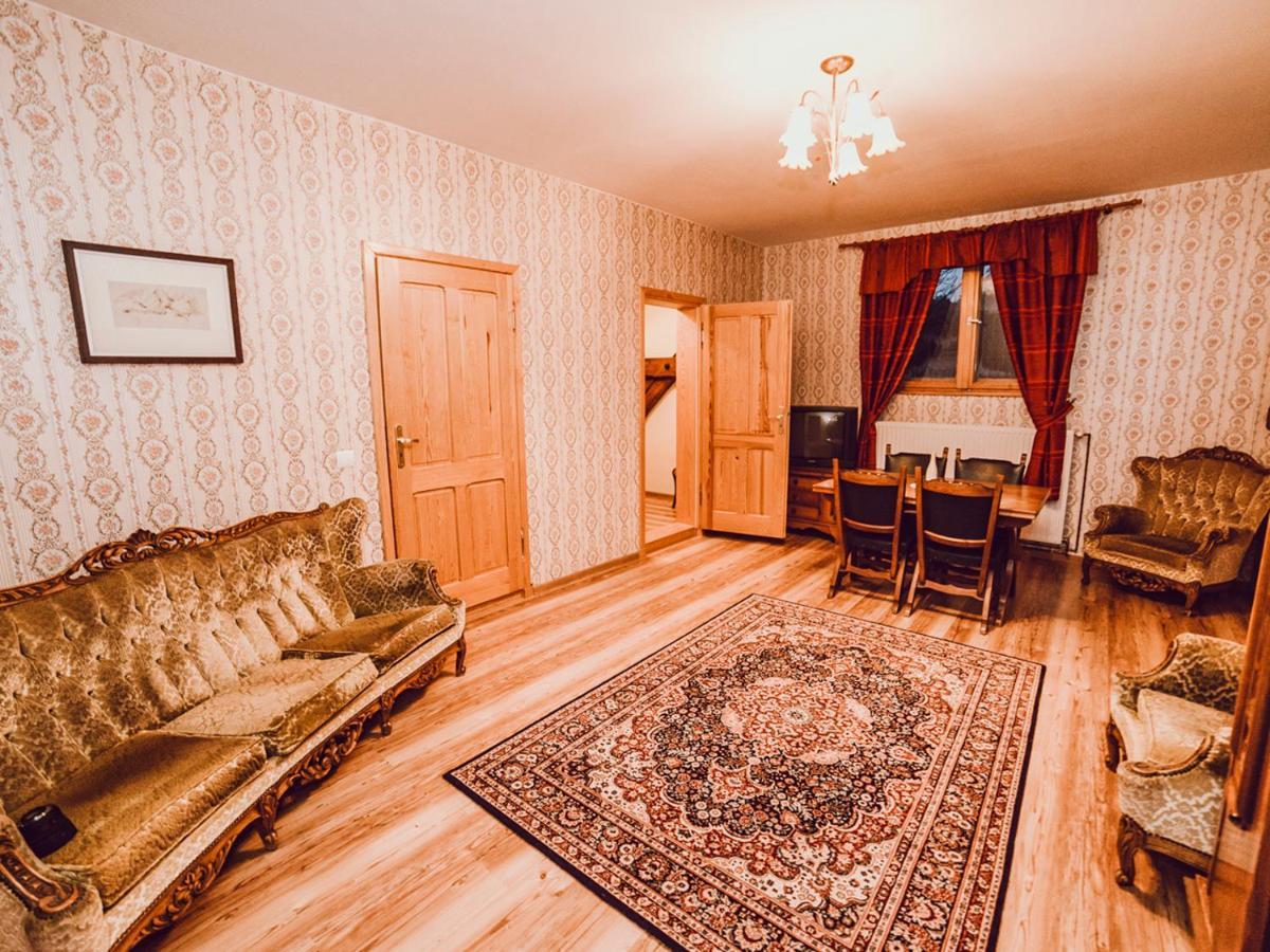 Palac Kursko Extérieur photo
