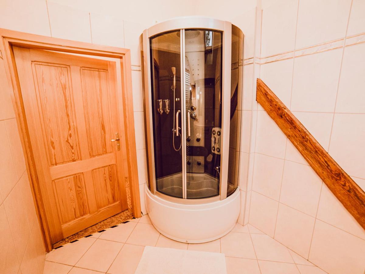 Palac Kursko Extérieur photo
