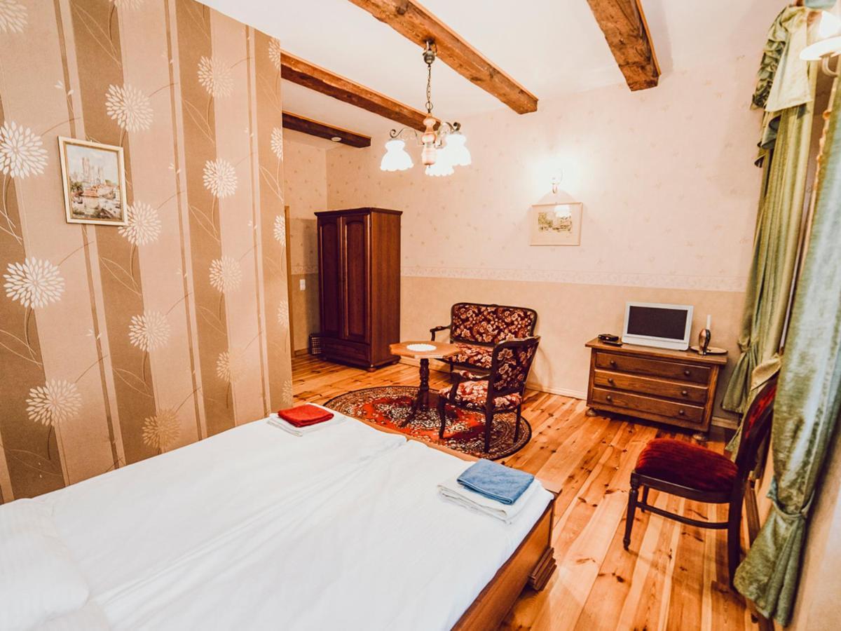 Palac Kursko Extérieur photo