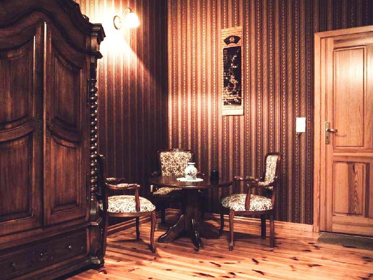 Palac Kursko Extérieur photo