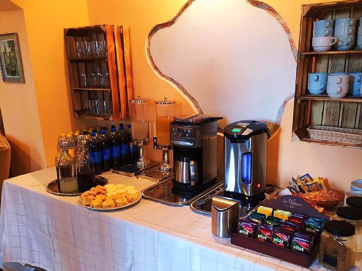 Palac Kursko Extérieur photo