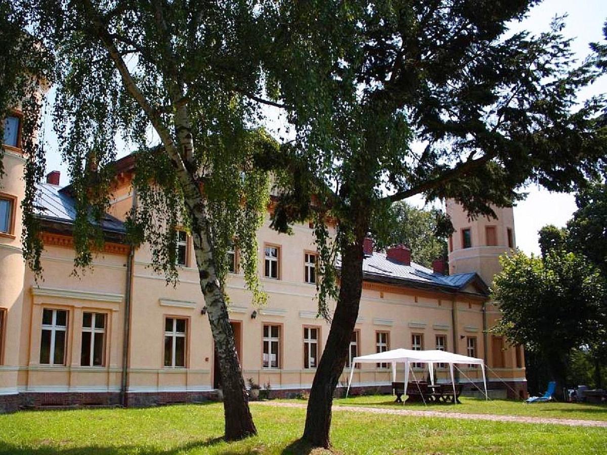 Palac Kursko Extérieur photo