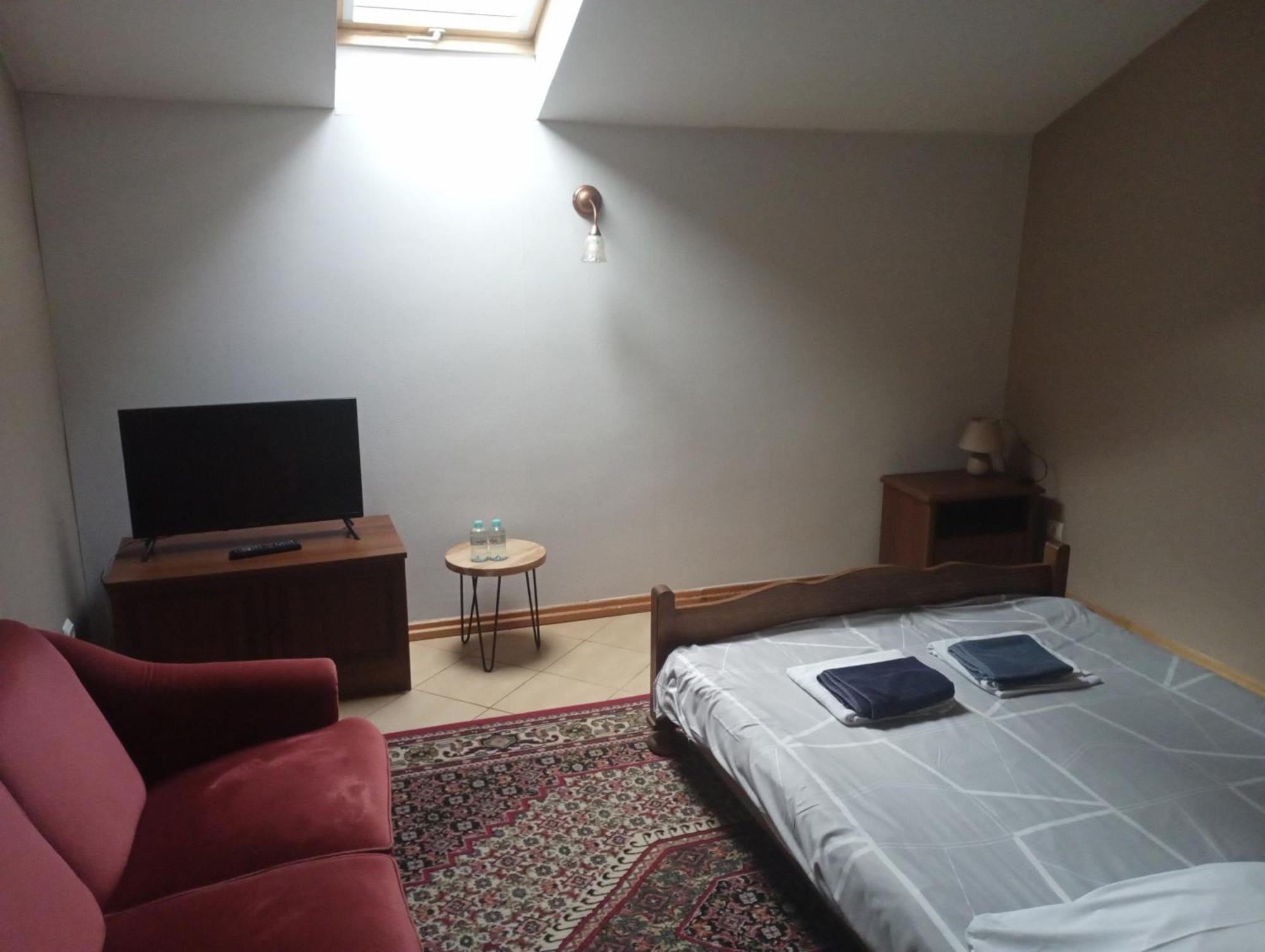 Palac Kursko Extérieur photo